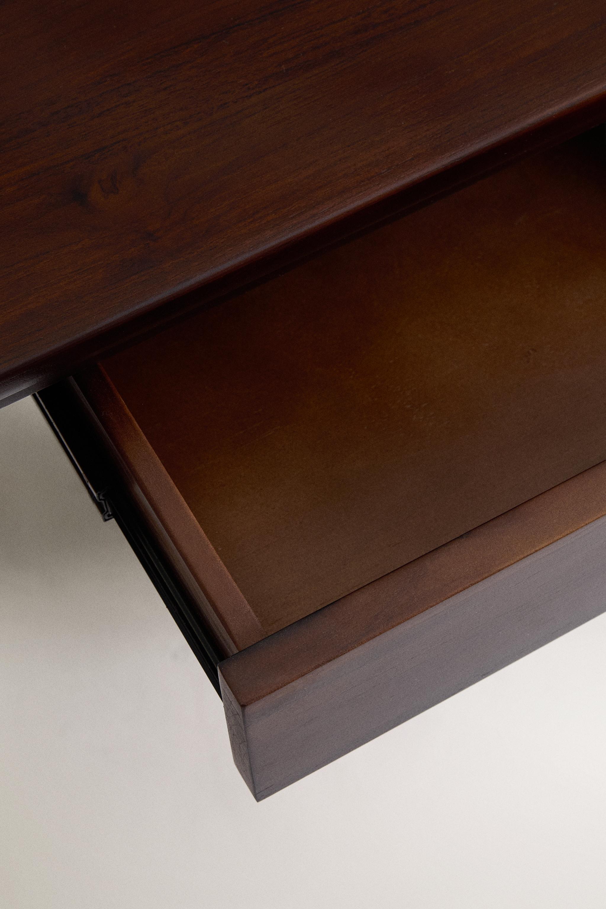 OCTAGONAL WOODEN TABLE